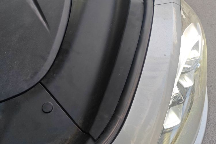 ARCFOX极狐 极狐 阿尔法T(ARCFOX αT) 2022款 653S+ 175kW局部细节9007