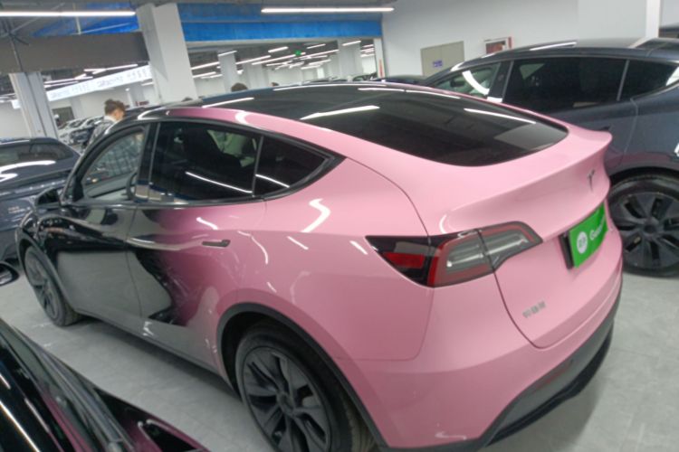 特斯拉 Model Y 2024款 后轮驱动版车身外观4