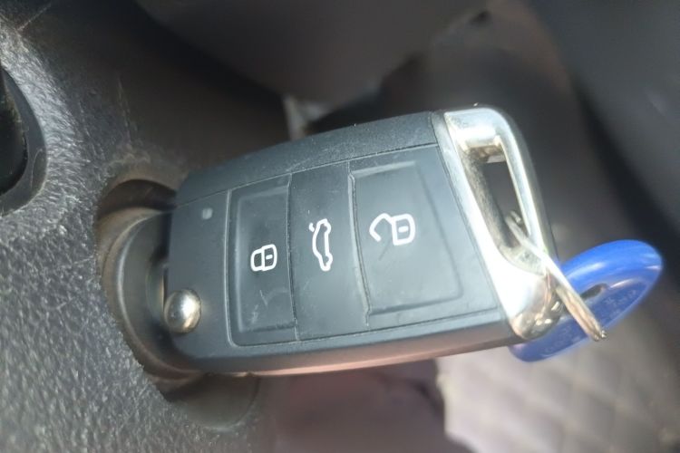 大众 朗逸 2018款 1.5L 手动舒适版 国V中控内饰11