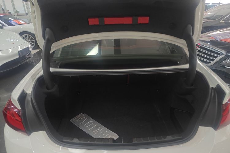 宝马4系 2019款 425i M运动曜夜版局部细节23