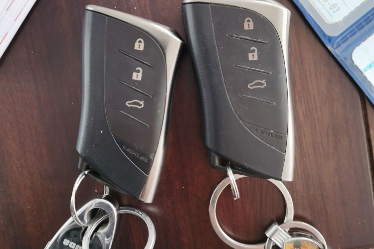 雷克萨斯ES 2021款 200 卓越版中控内饰7001