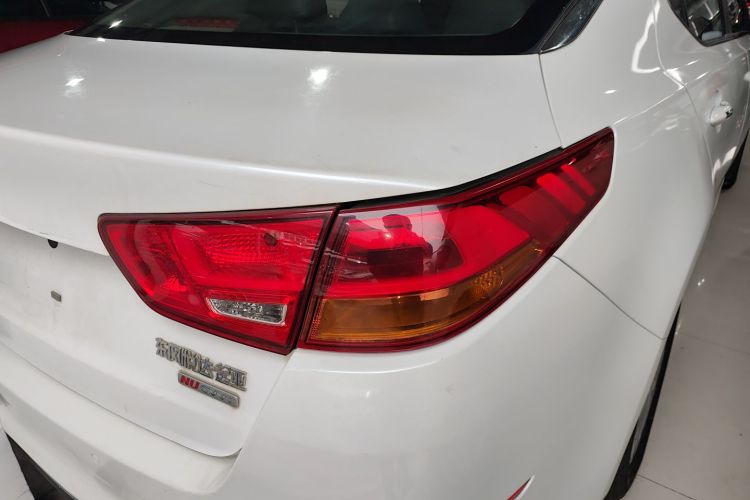 起亚K5 2015款 2.0L 自动GLS车身外观6006