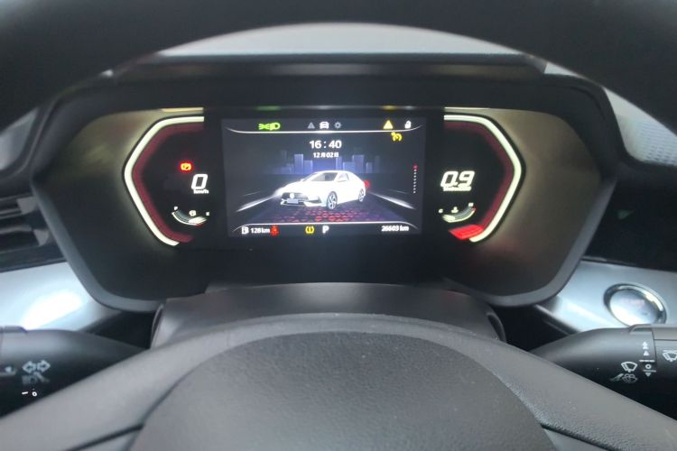 名爵 MG5 2021款 180DVVT CVT青春豪华版中控内饰14