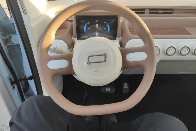 奔腾小马 2026款 222km 萌趣马 Plus中控内饰13