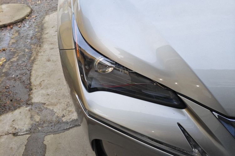 雷克萨斯NX 2015款 200 前驱 锋行版车身外观8