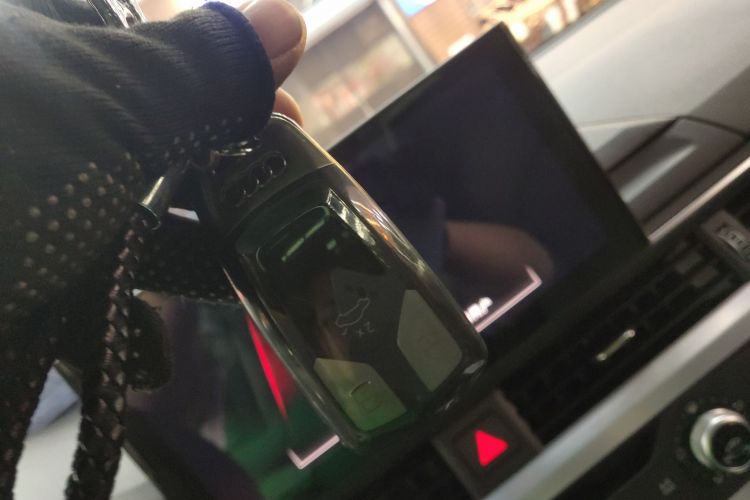 奥迪A4L 2024款 40 TFSI 时尚动感型中控内饰11