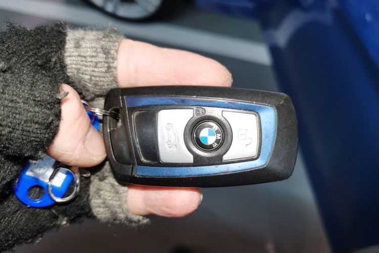 宝马3系 2017款 320i M运动型中控内饰11