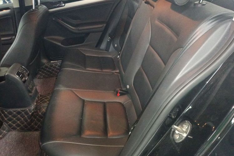 大众 速腾 2018款 280TSI DSG舒适型中控内饰7004