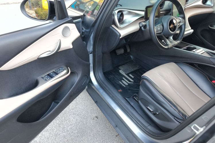 比亚迪 海豚 2023款 420km 时尚版中控内饰20