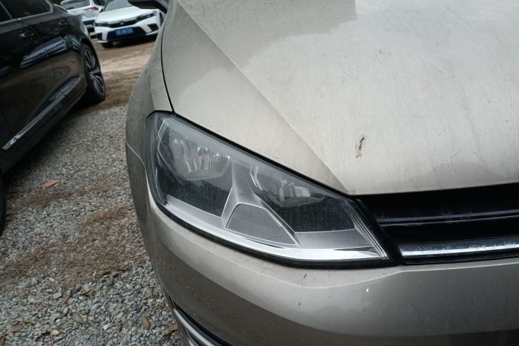 大众 高尔夫 2015款 1.6L 自动舒适型车身外观8