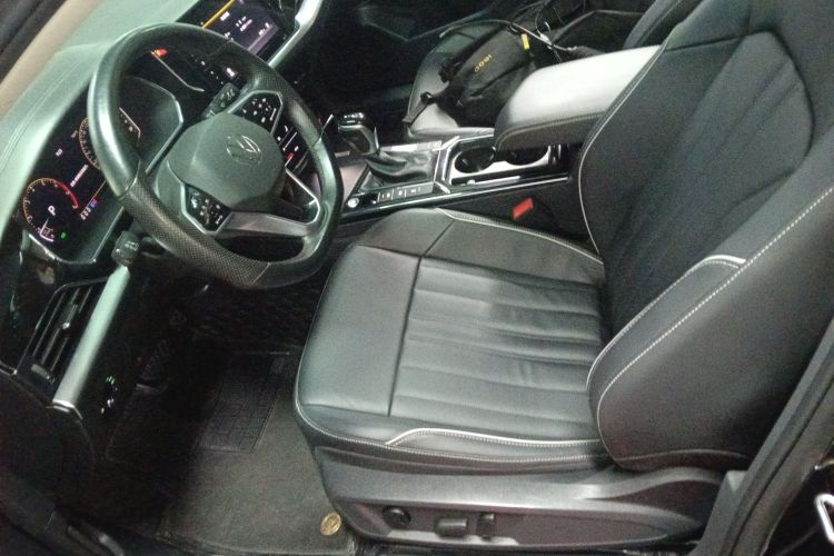 大众 帕萨特 2023款 改款 330TSI 星空精英版中控内饰19