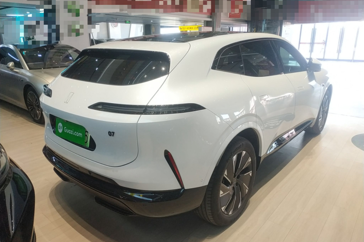 阿维塔07 2024款 Max纯电版车身外观7