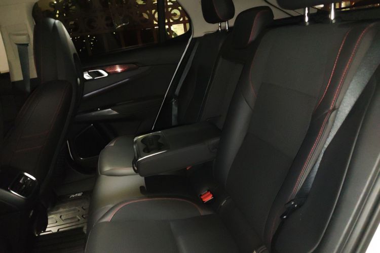 领克01 2017款 2.0T 四驱劲Pro版中控内饰7004