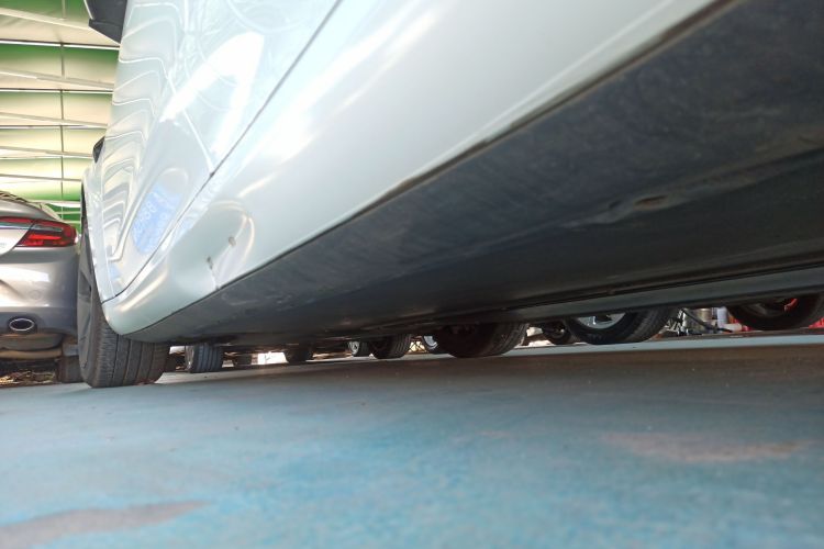 特斯拉 Model 3 2022款 后轮驱动版局部细节9002