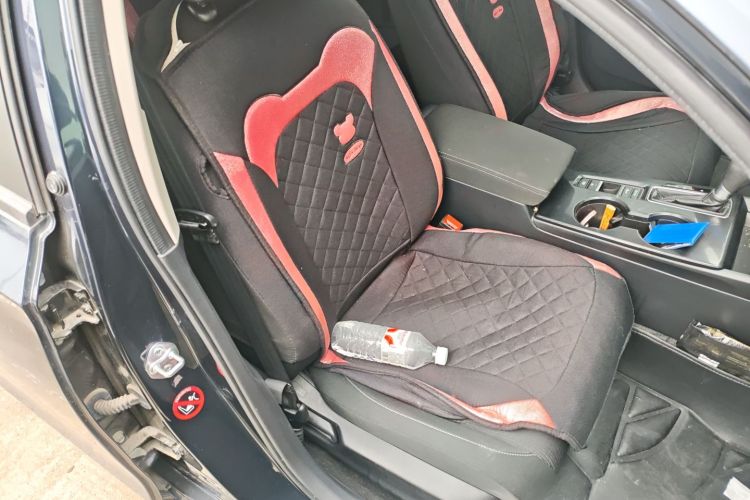 本田 思域 2022款 240TURBO CVT劲动版局部细节41