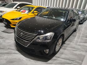 丰田 皇冠 2012款 2.5L Royal 真皮版