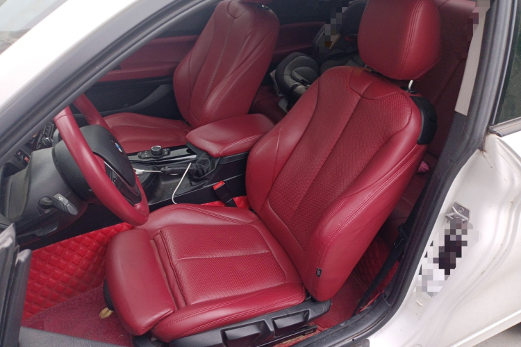 宝马2系(进口) 2018款 220i 运动设计套装中控内饰19