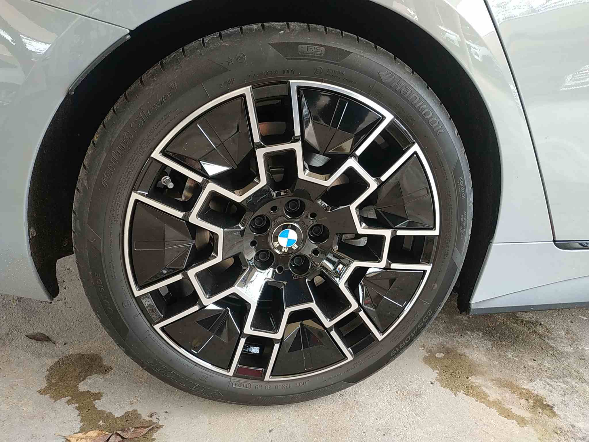 宝马4系 2024款 430i Gran Coupe M运动曜夜套装(3)