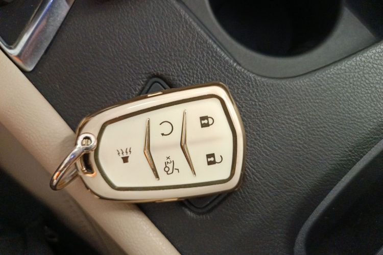 凯迪拉克XT5 2018款 25T 豪华型中控内饰7001