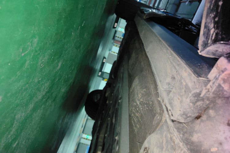 领克09 2024款 2.0T 四驱运动版 五座局部细节9001