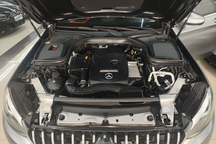 奔驰GLC 2016款 GLC 260 4MATIC 动感型机舱底盘24