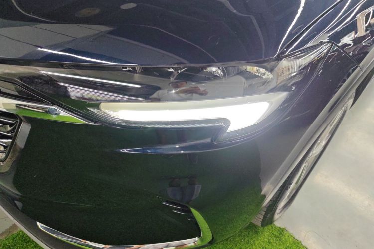 别克 2022款 昂科威Plus 552T 五座豪华型车身外观36