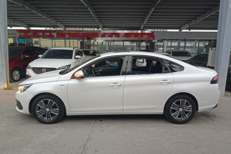 标致308 2019款 230THP 自动豪华版 国V车身外观4