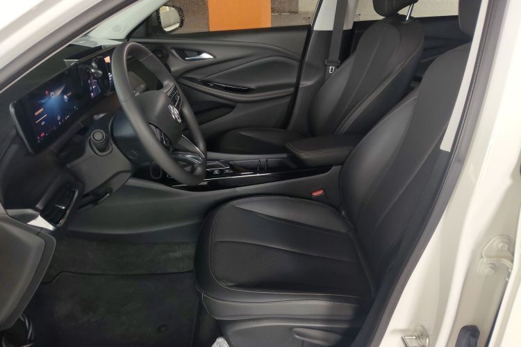 别克 威朗 2023款 Pro 乐享版中控内饰19