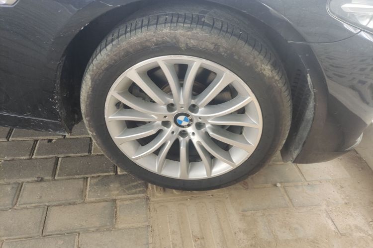 宝马5系 2017款 525Li 豪华设计套装车身外观6007