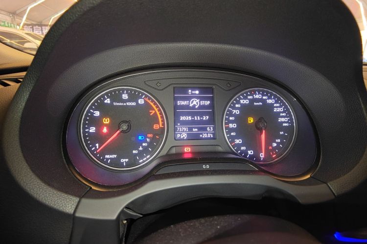 奥迪A3 2016款 Limousine 35 TFSI 风尚型局部细节14