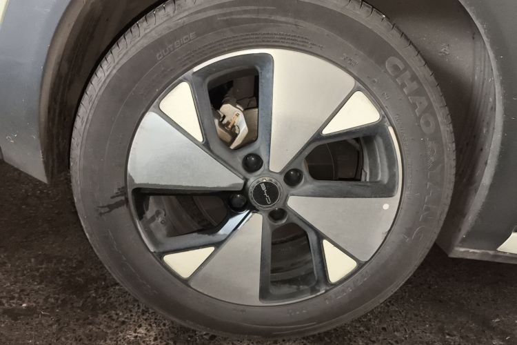 比亚迪 海豚 2023款 420km 时尚版车身外观6008