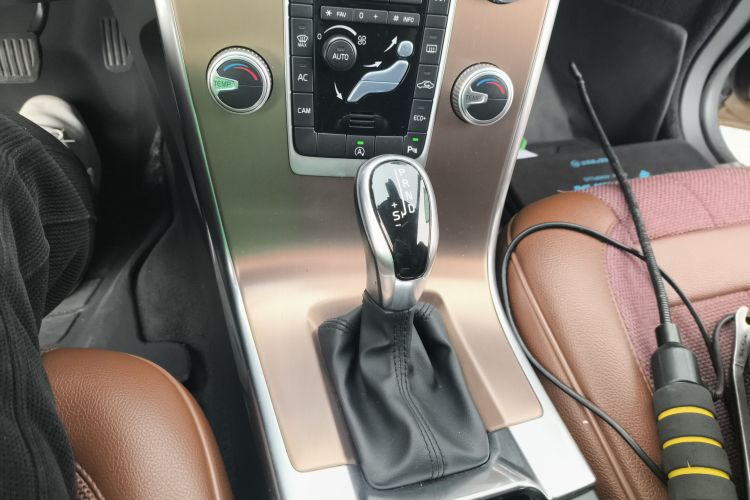 沃尔沃XC60 2017款 T5 智行版局部细节18