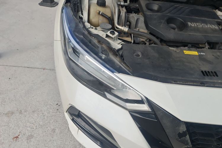 日产 轩逸 2020款 1.6L XL CVT悦享版车身外观8