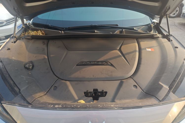 ARCFOX极狐 极狐 阿尔法S6 2025款 735MAX 160kW机舱底盘24