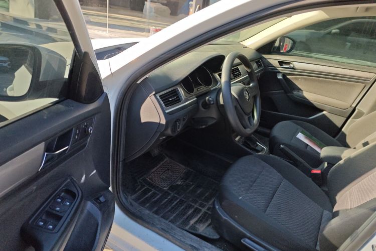 大众 2019款 改款 宝来·传奇 1.5L 自动时尚型 国VI中控内饰7003