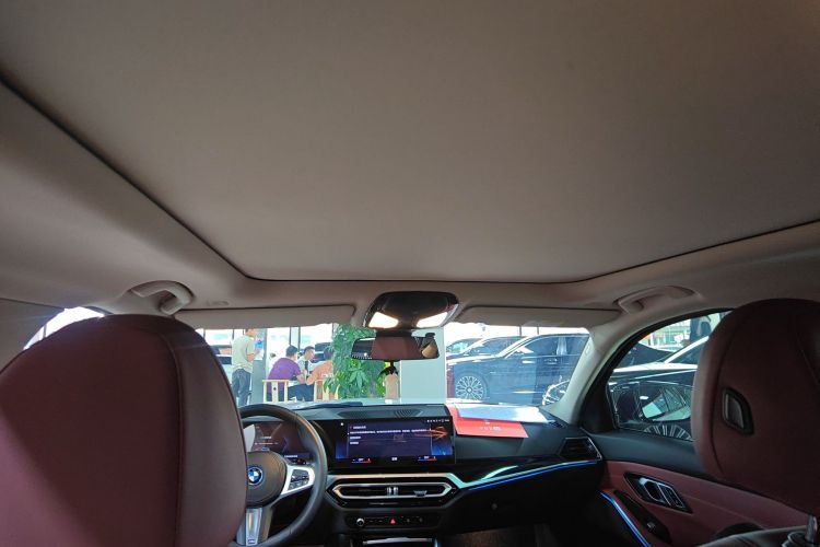 宝马i3 2023款 eDrive 40 L 曜夜套装局部细节22