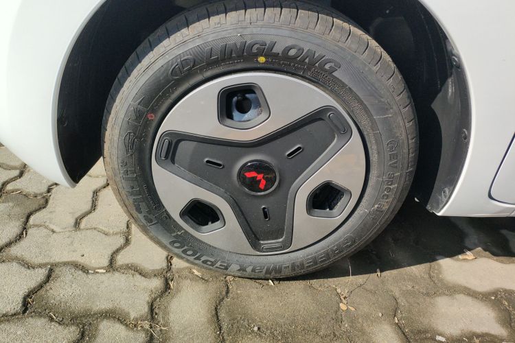 五菱汽车 五菱之光新能源 2025款 305km 进取型车身外观6007