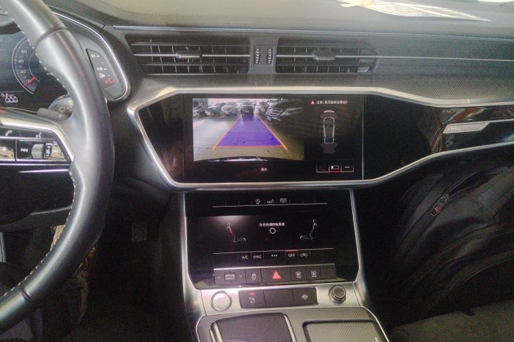 奥迪A6L 2019款 40 TFSI 豪华动感型中控内饰16