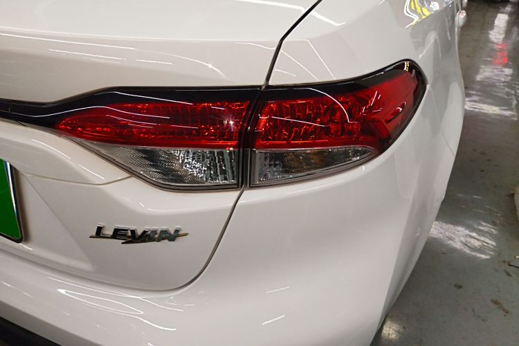 丰田 雷凌 2023款 TNGA 1.5L CVT进取版车身外观9