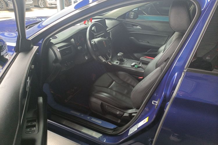 红旗H5 2020款 1.5T DCT旗韵版中控内饰20