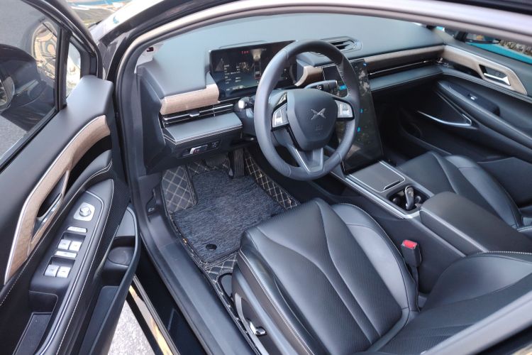 小鹏P5 2024款 500Pro版中控内饰7003