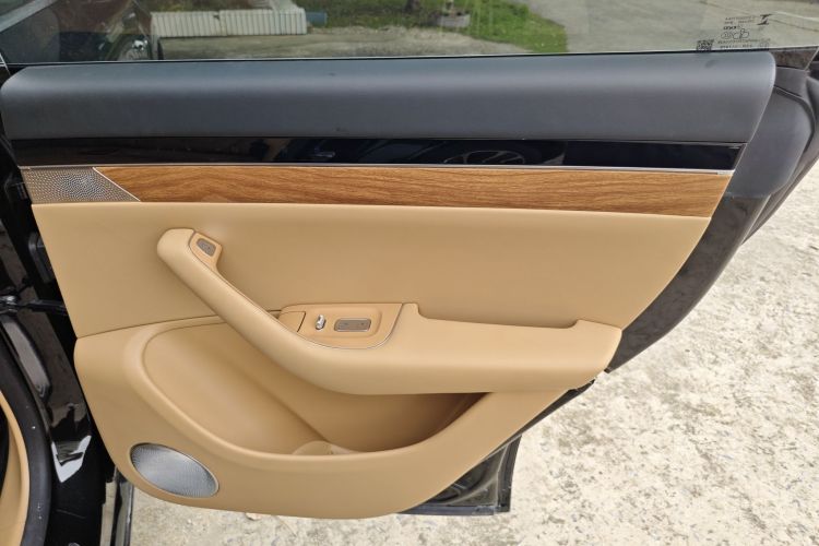 鸿蒙智行 智界R7 2024款 纯电 736km UItra中控内饰7006