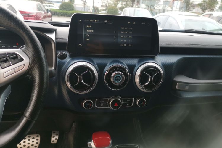 北京BJ40 2019款 2.3T 自动四驱环塔冠军版 国VI中控内饰16