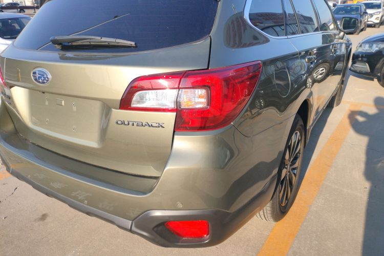 斯巴鲁 傲虎 2020款 改款 2.5i 特装版 EyeSight车身外观6006