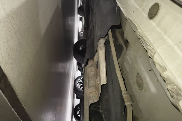 丰田 汉兰达 2015款 2.0T 四驱豪华版 7座局部细节9002