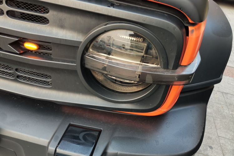 坦克300 2023款 越野版 2.0T 征服者局部细节36