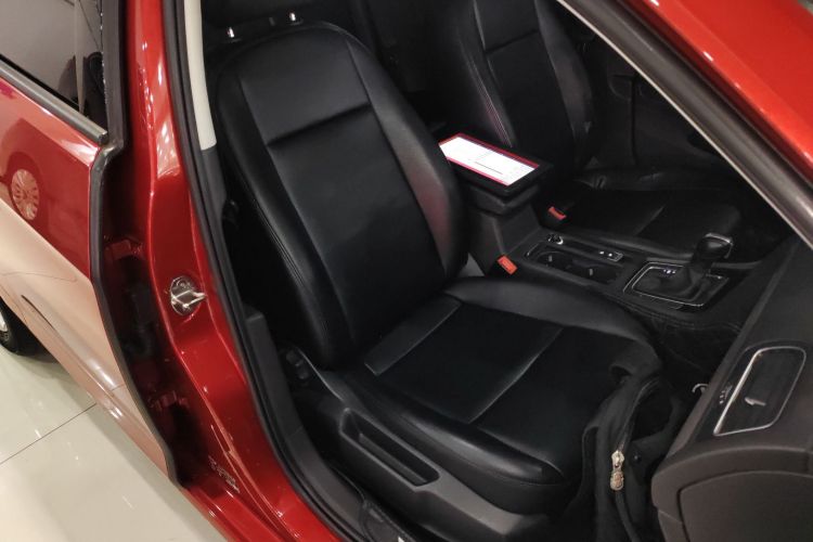 大众 高尔夫 2019款 1.6L 自动时尚型 国V局部细节41