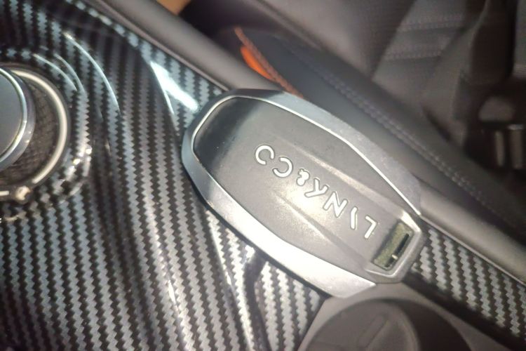 领克02 Hatchback 2022款 2.0TD Pro中控内饰11