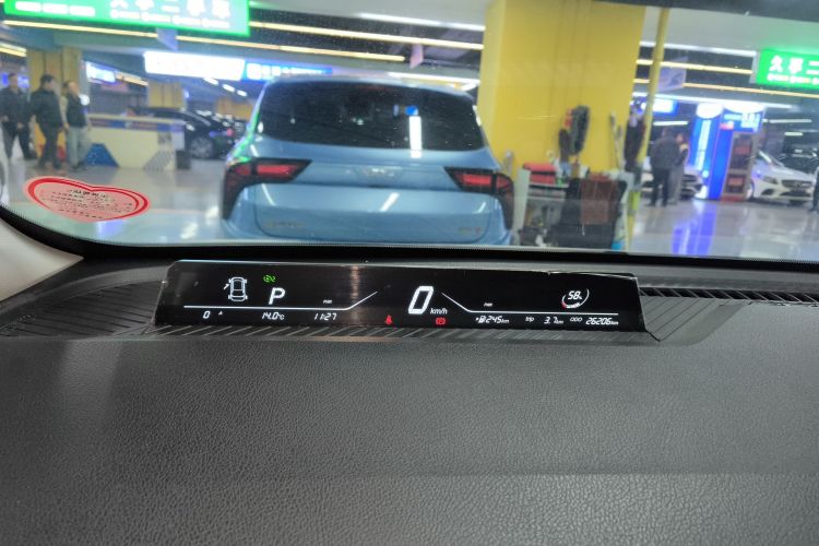 哪吒汽车 哪吒V 2021款 长续航娱乐版升级型局部细节14