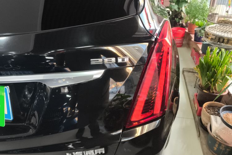 凯迪拉克XT5 2021款 2.0T 四驱豪华型车身外观9